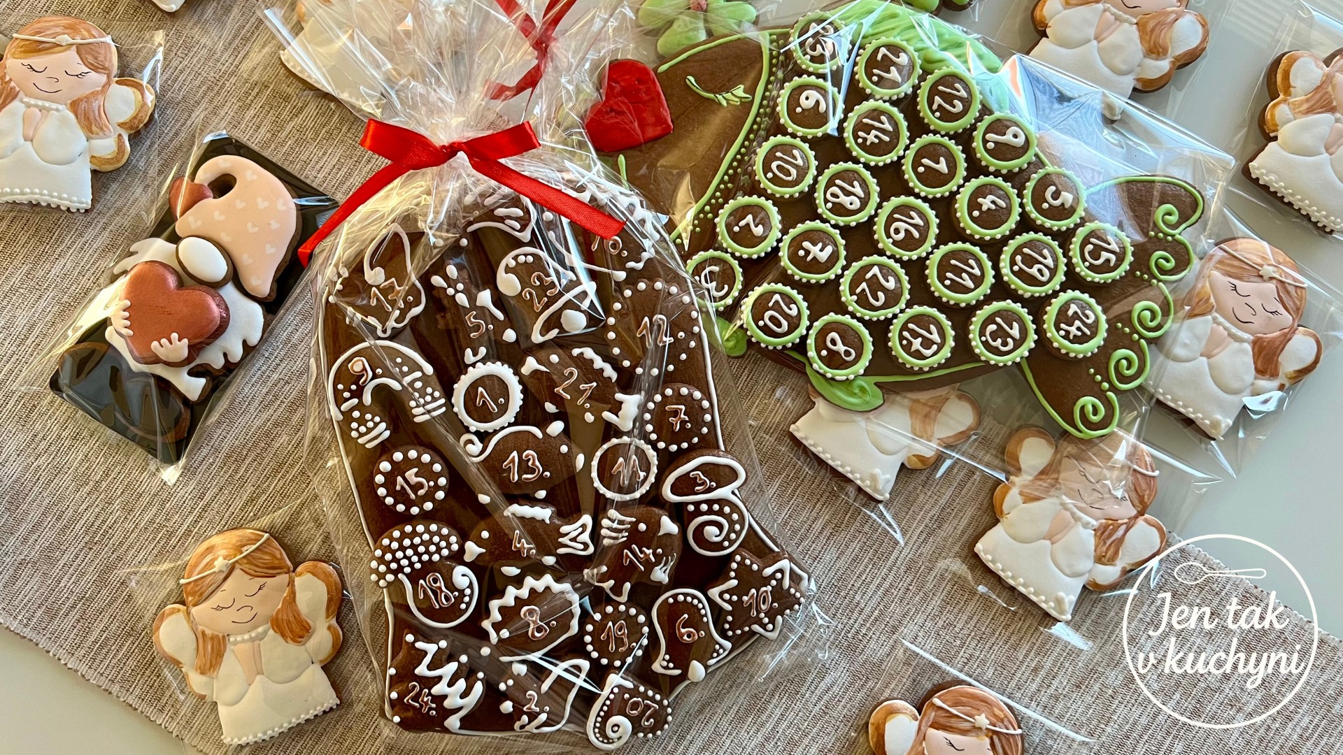 Perníkový adventní kalendář