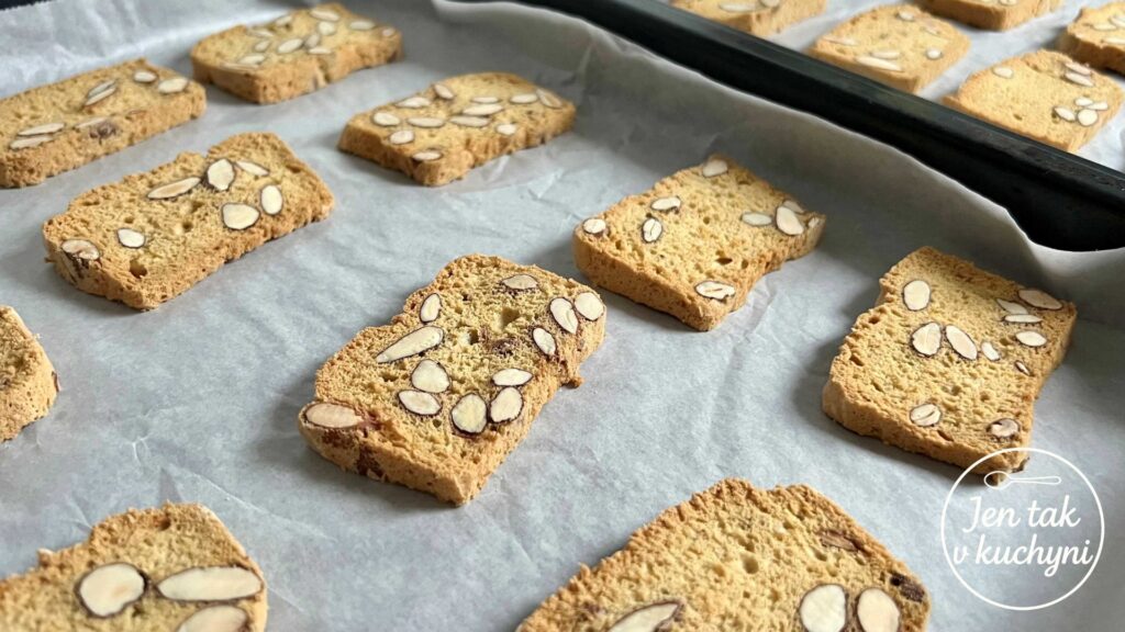 italské cantuccini z bílků